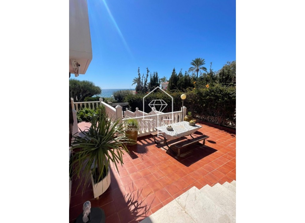 Alquiler a largo plazo - Chalet - Santa Pola