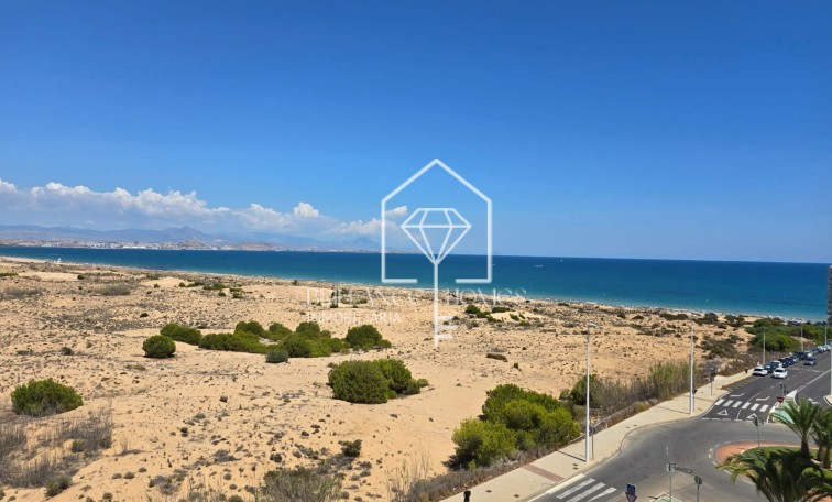 Apartament - Sprzedaż - Los Arenales del Sol - Arenales