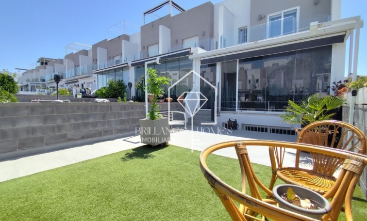 Corner townhouse - Revente - Torrevieja - Torrevieja