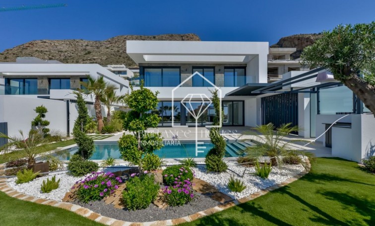 Detached chalet - Obra nueva - Finestrat - Finestrat