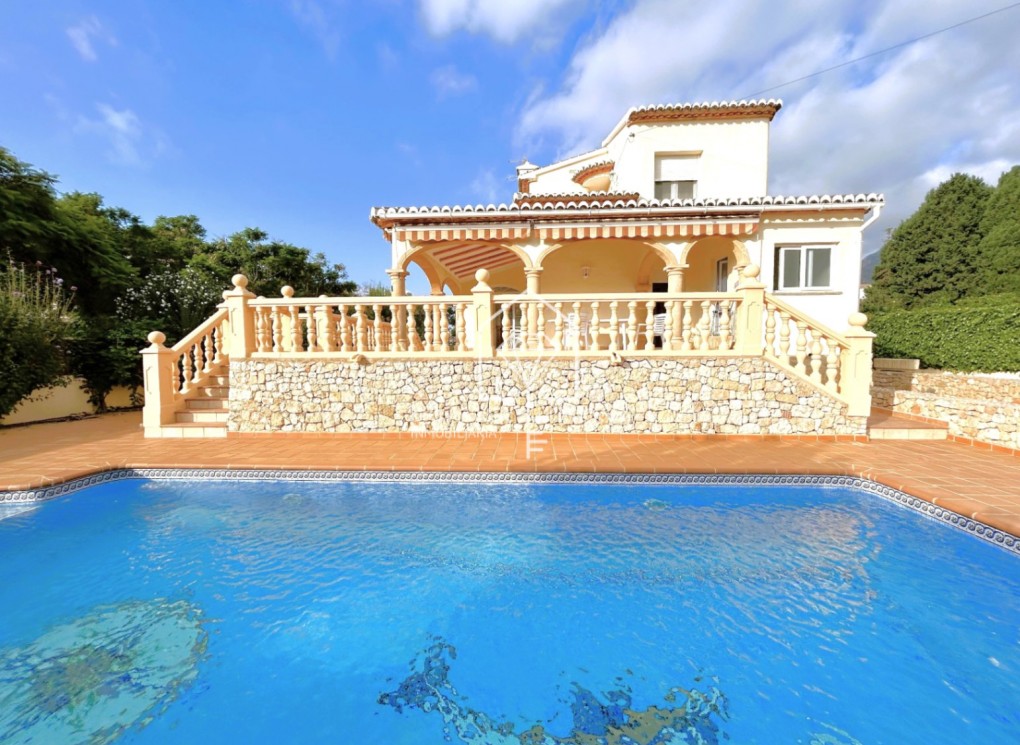 Location longue durée - Villa - Jávea