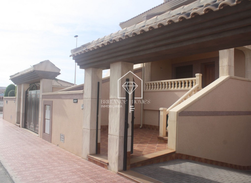 New Build - Terraced houses - Torrevieja - 03185