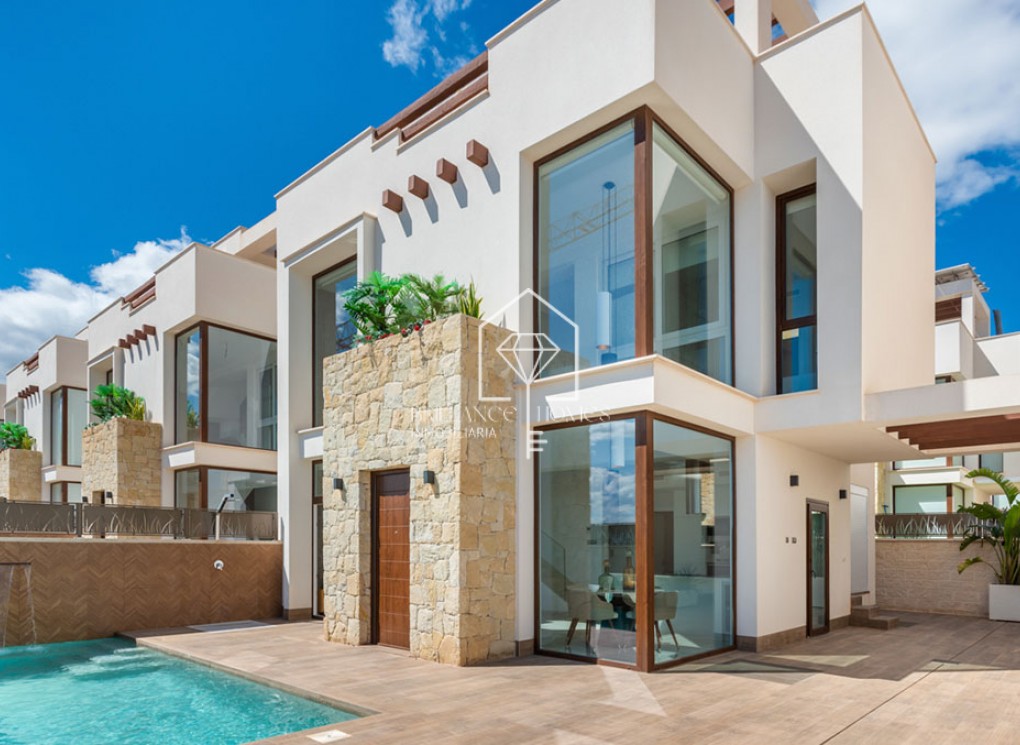 New Build - Villas - Los Montesinos - 03187