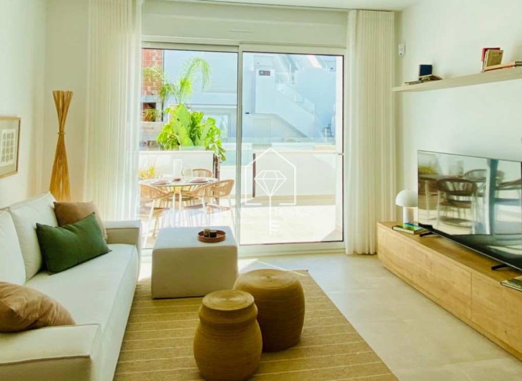 Nouvelle construction - Ground floors - Pilar de la Horadada - 03190