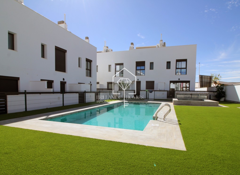 Nouvelle construction - Terraced houses - Pilar de la Horadada - 03191