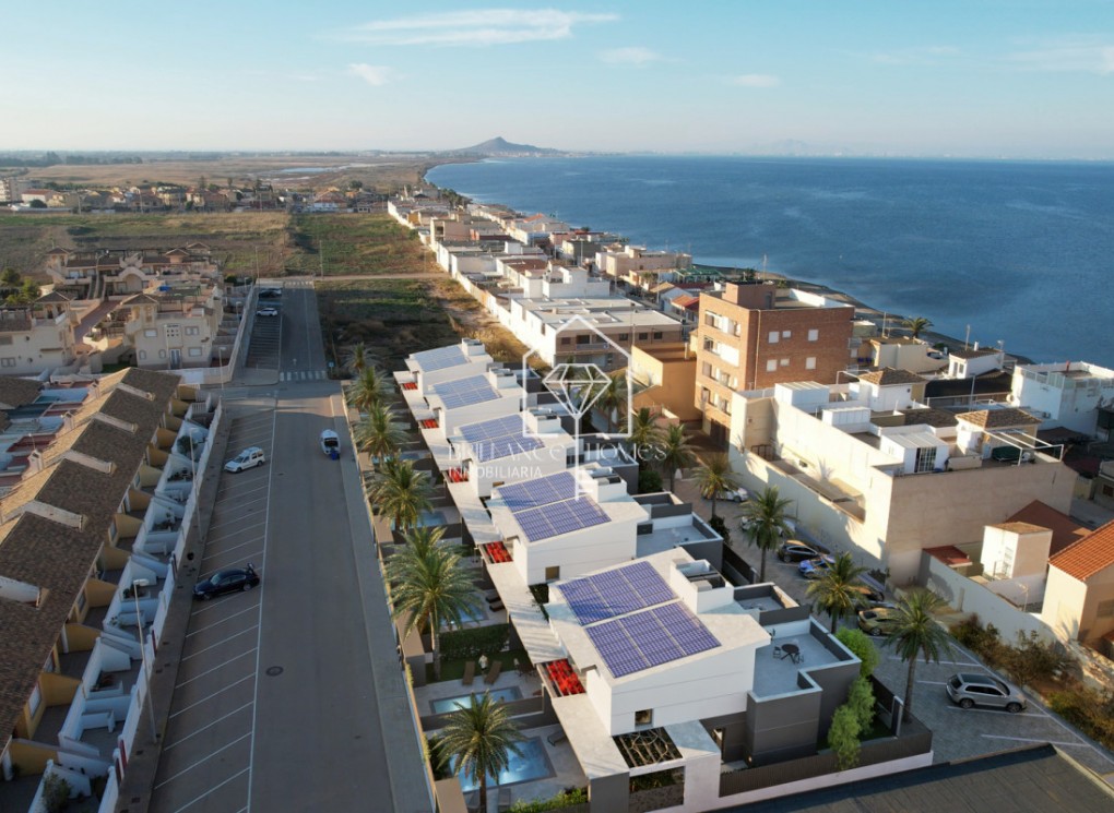 Nouvelle construction - Villa - Los Nietos