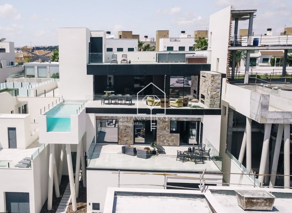 Nouvelle construction - Villa - Rojales