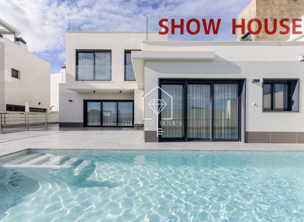 Nowa konstrukcja - Villas - San Miguel de Salinas - 03193