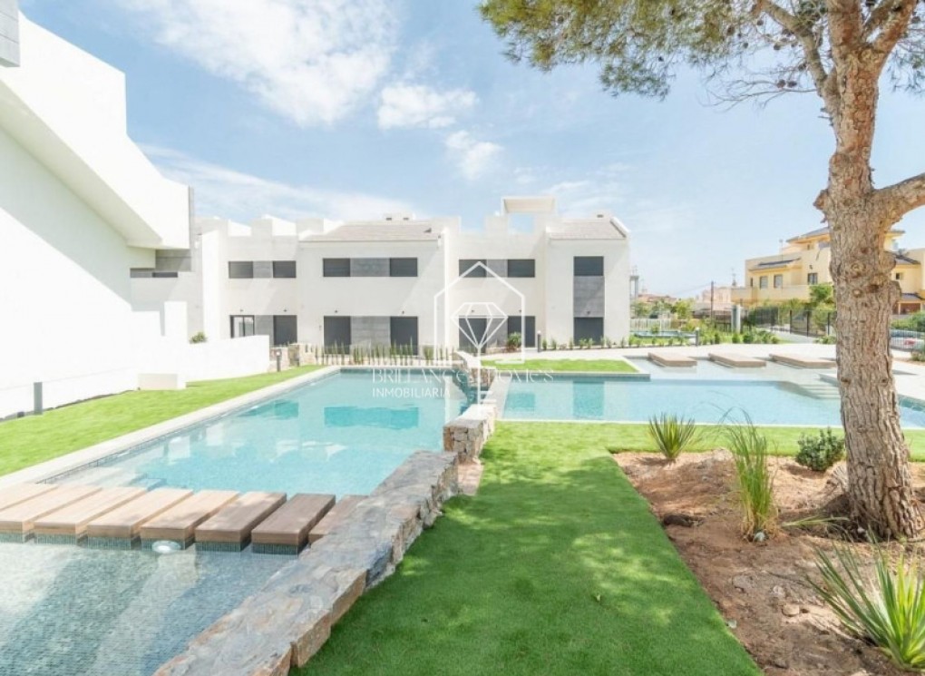 Obra nueva - Bungalow - Torrevieja
