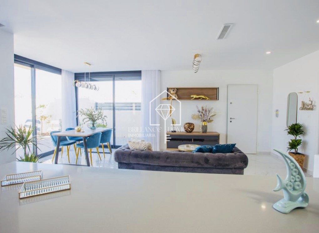 Obra nueva - Detached chalet - Los Montesinos - 03187