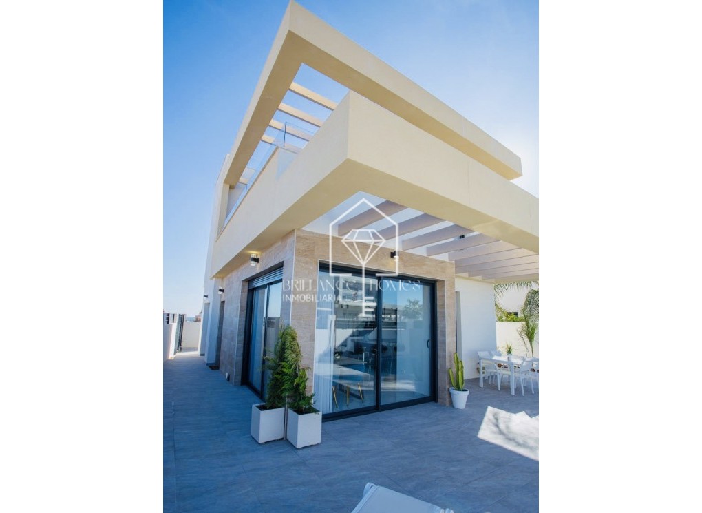 Obra nueva - Detached chalet - Los Montesinos - 03187