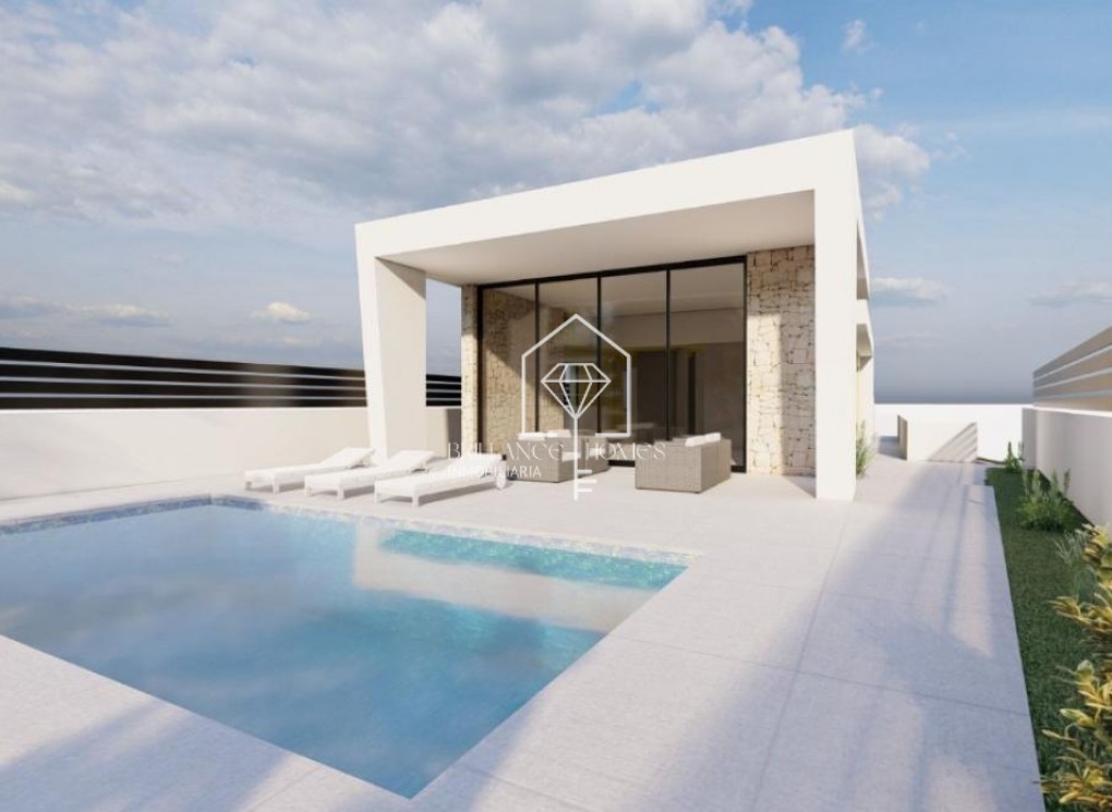 Obra nueva - Villa - Torrevieja