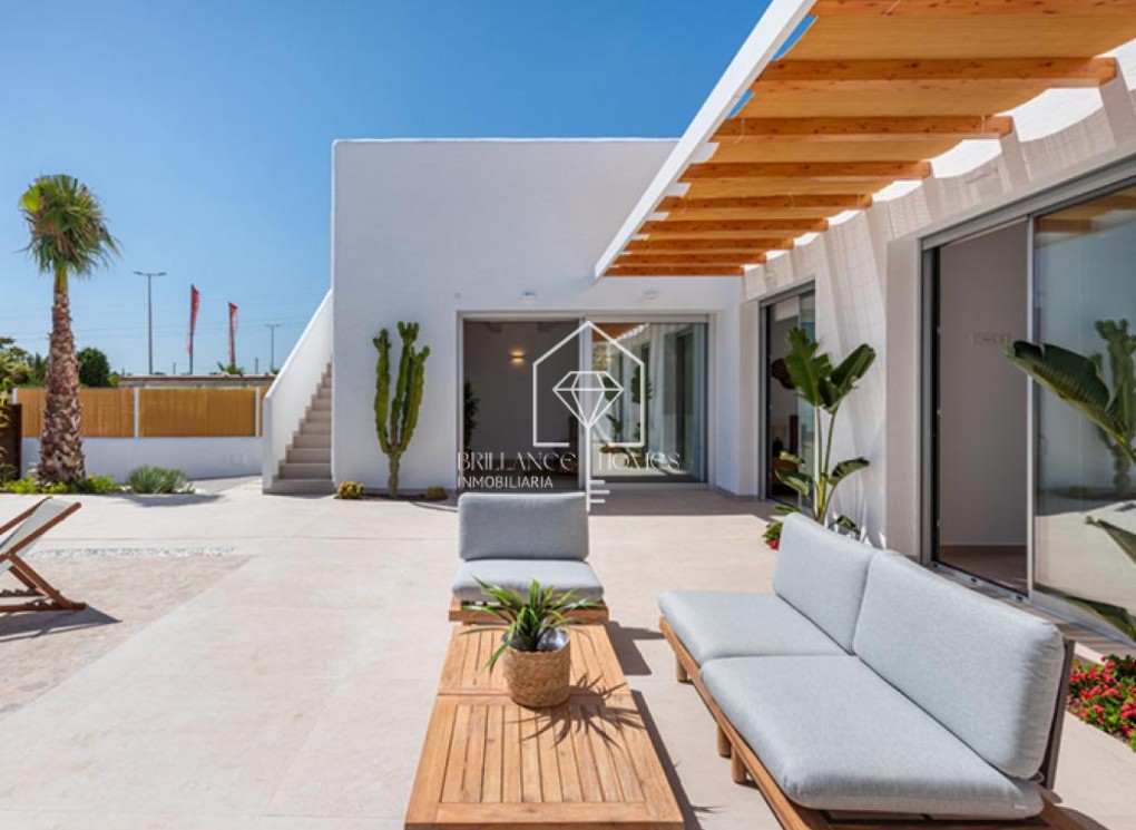 Obra nueva - Villas - Dolores - 03150