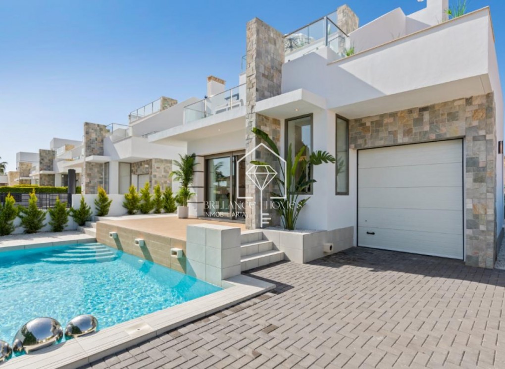 Obra nueva - Villas - Los Alcázares  - 30710