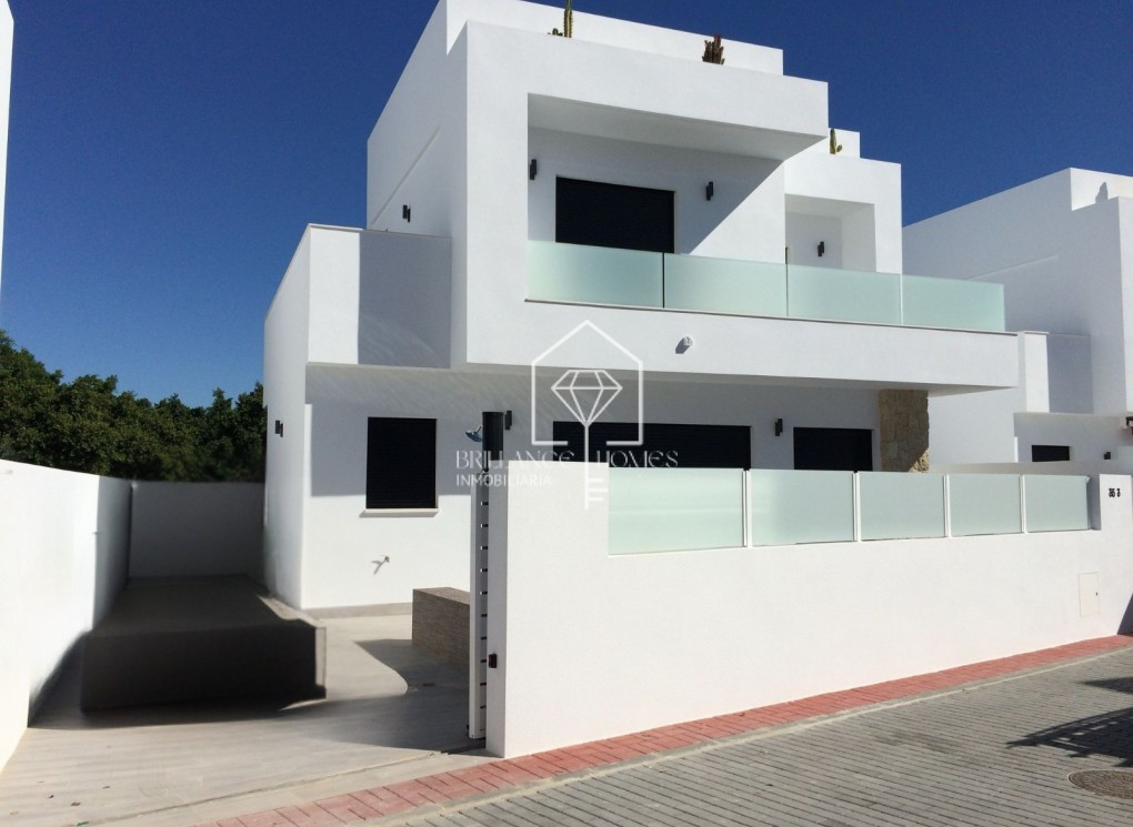 Resale - 4. House - Detached Villa - Los Montesinos - La Herada