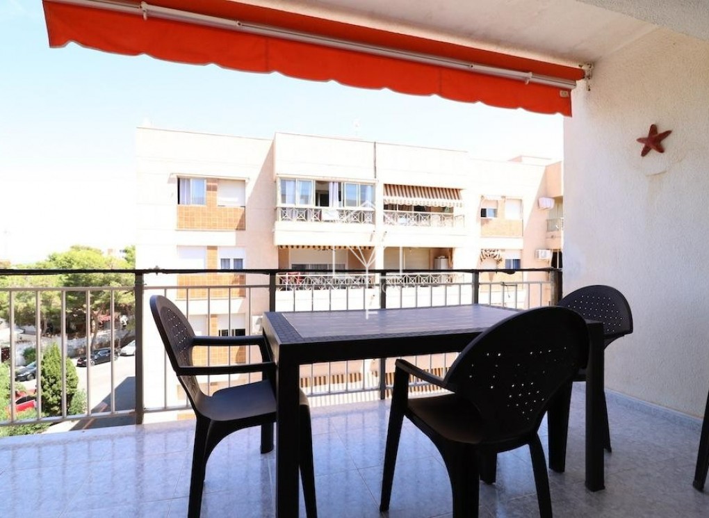 Resale - Apartamento - Orihuela Costa - Punta Prima