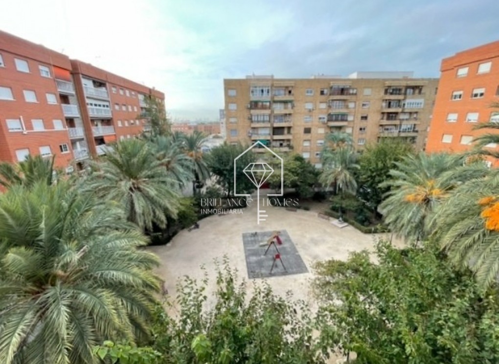 Resale - Apartamento - Valencia - Malvarrosa-Strand