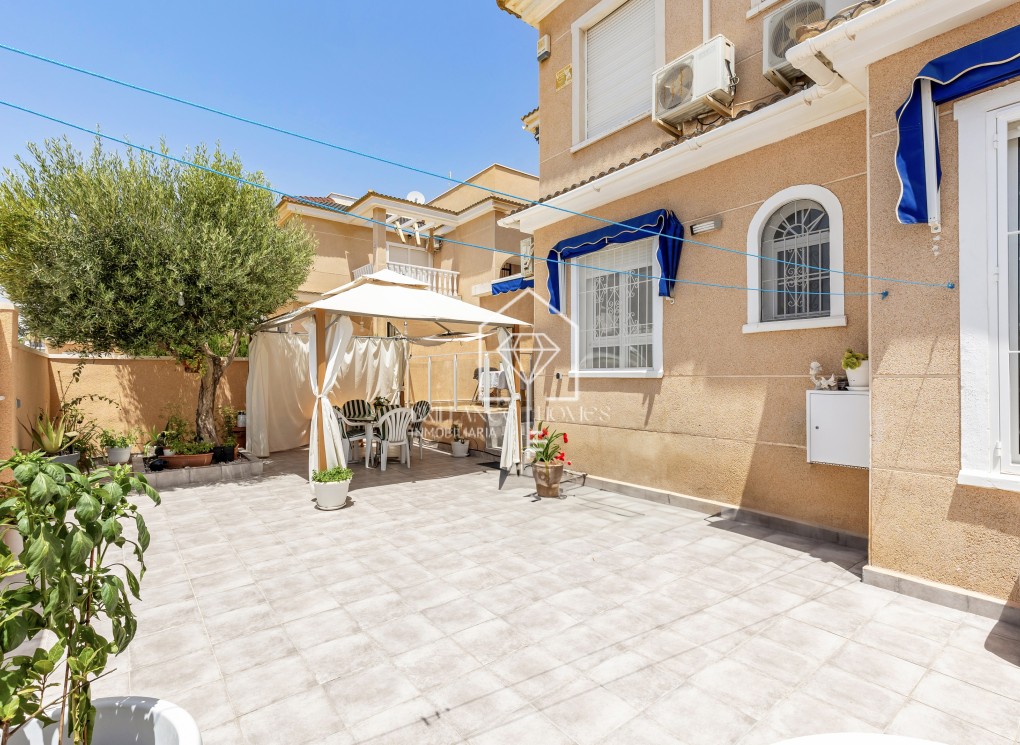 Resale - Apartment - Orihuela Costa - La Zenia