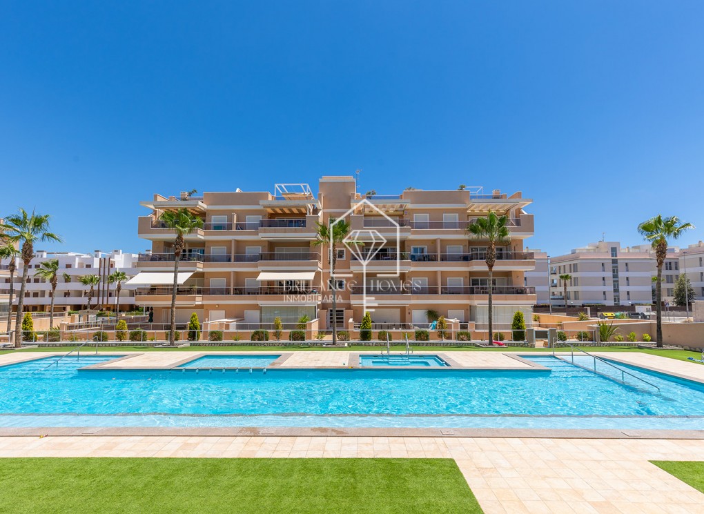 Resale - Apartment - Orihuela Costa - Villamartín-Las Filipinas