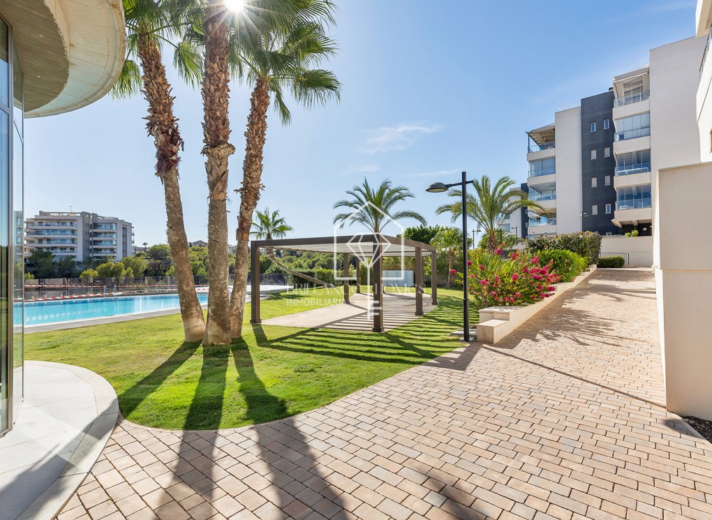 Resale - Apartment - Orihuela Costa - Villamartín-Las Filipinas