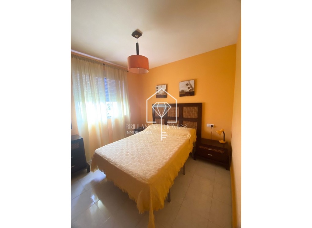 Resale - Bungalow - Los Arenales del Sol - Arenales