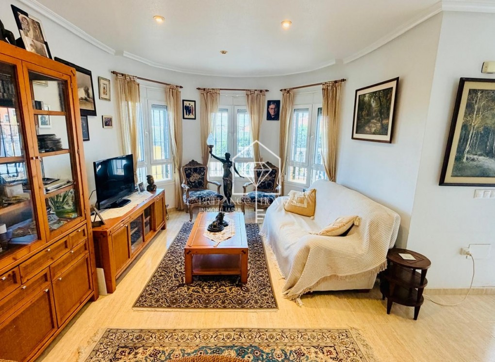 Resale - Detached villa - Los Montesinos - La Herrada