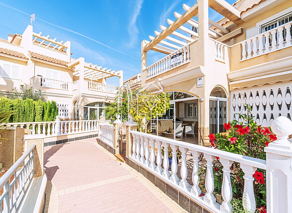 Resale - Doppelhaushälfte - Orihuela Costa - Cabo roig 