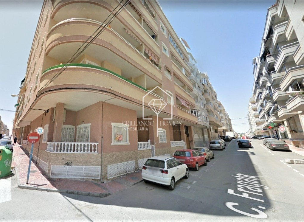 Resale - Garage - Torrevieja - Centro