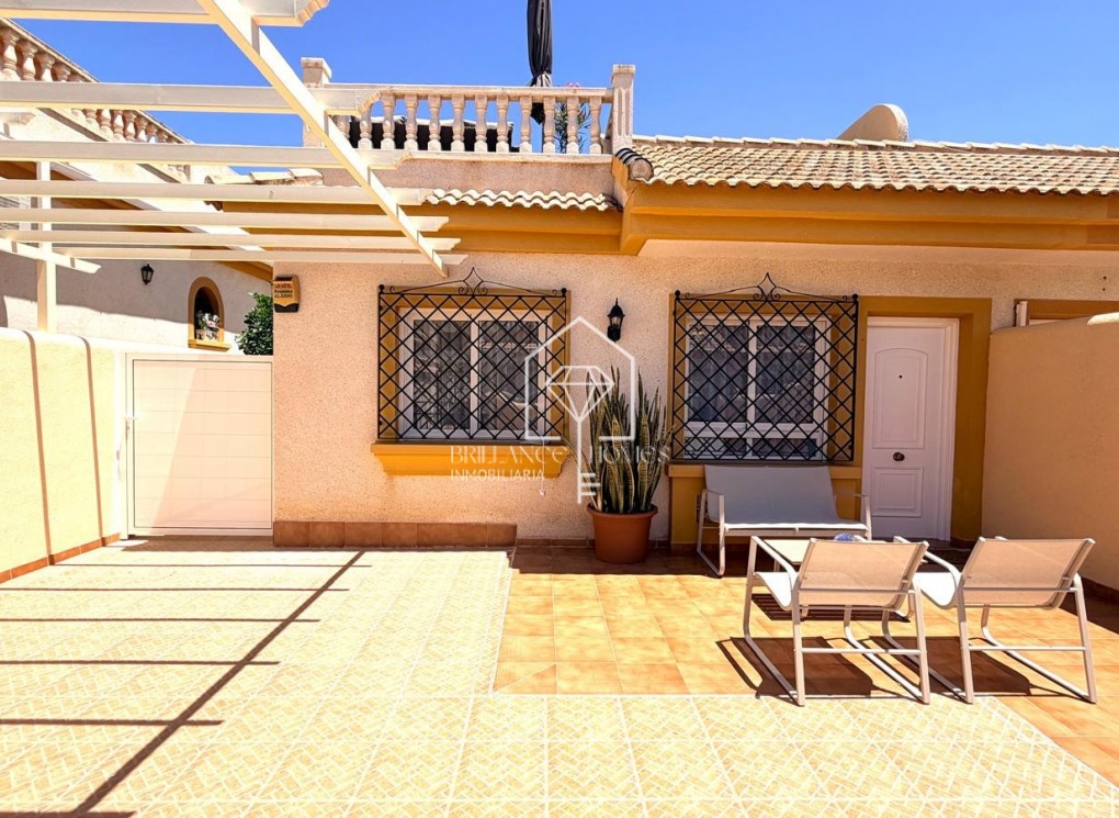 Resale - Semi Detached Villa - Los Montesinos - Urbanizacion montesol