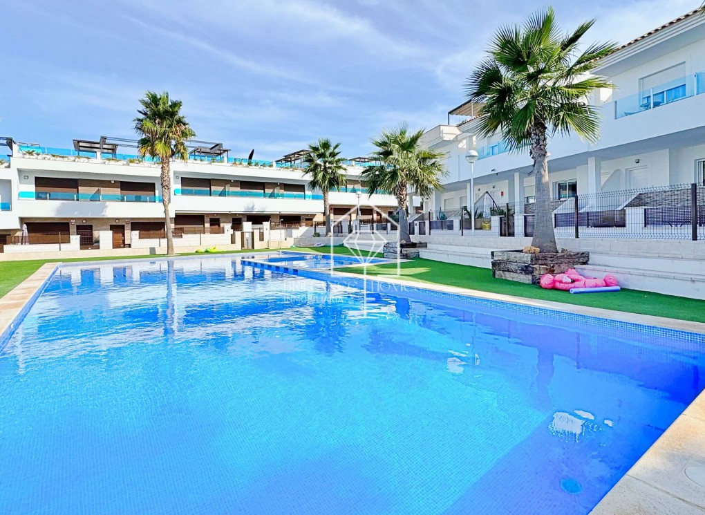 Resale - Townhouse - Torrevieja - Los Balcones