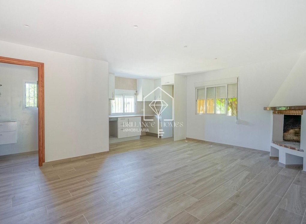 Resale - Villa - Jávea - Playa del Arenal