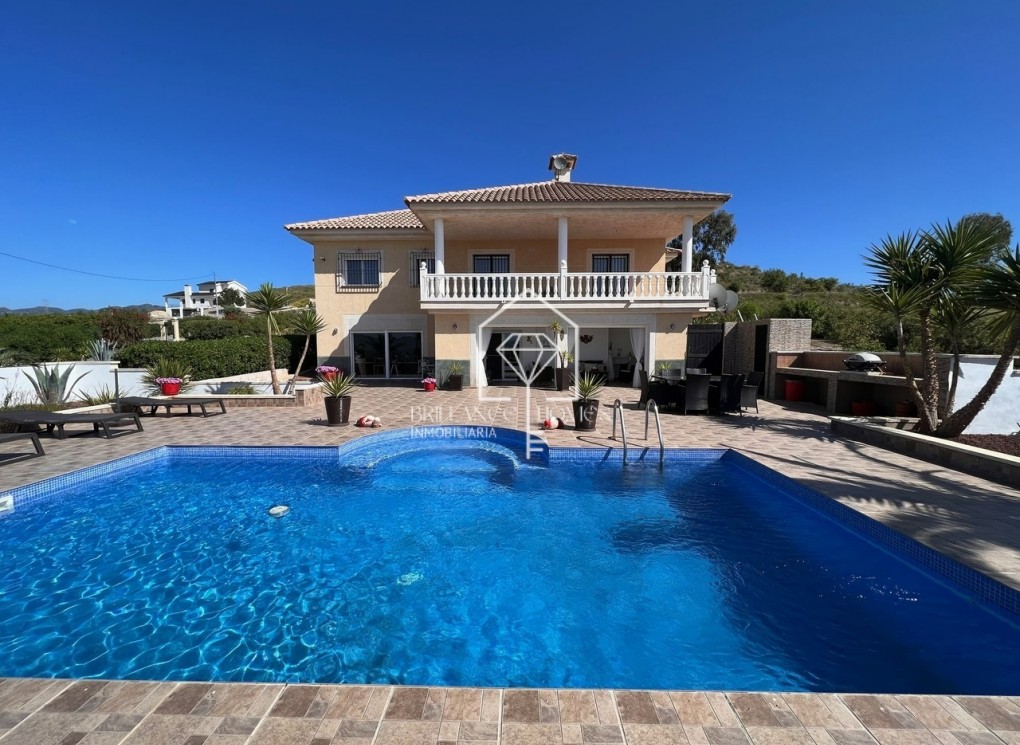 Resale - Villa - Lorca  - Lorca