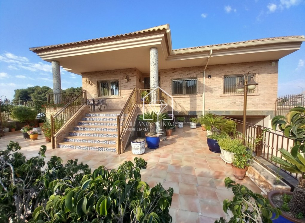 Resale - Villa - Rafal