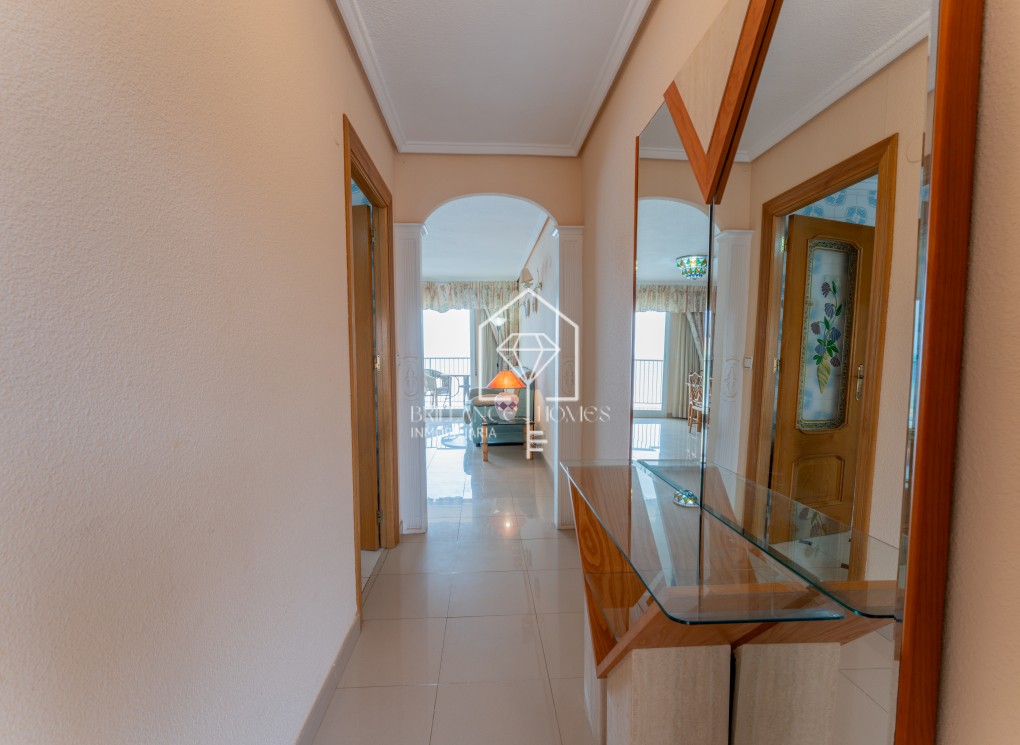 Resale - Wohnung - Los Arenales del Sol - Arenales