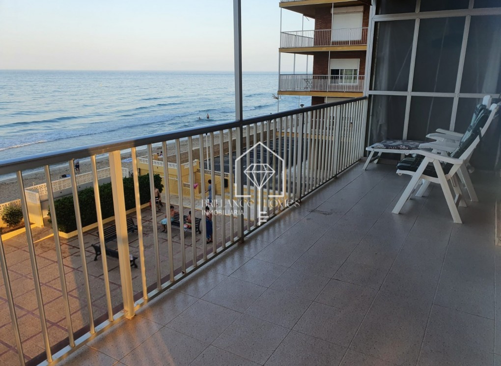 Resale - Wohnung - Los Arenales del Sol - Arenales