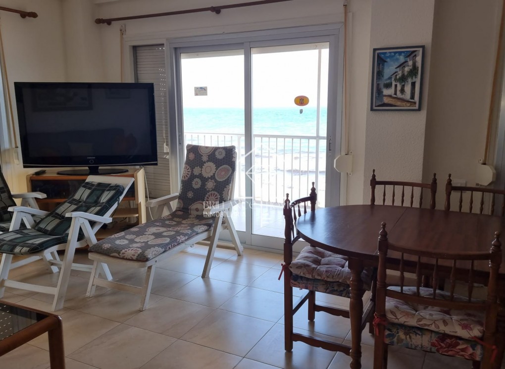 Resale - Wohnung - Los Arenales del Sol - Arenales