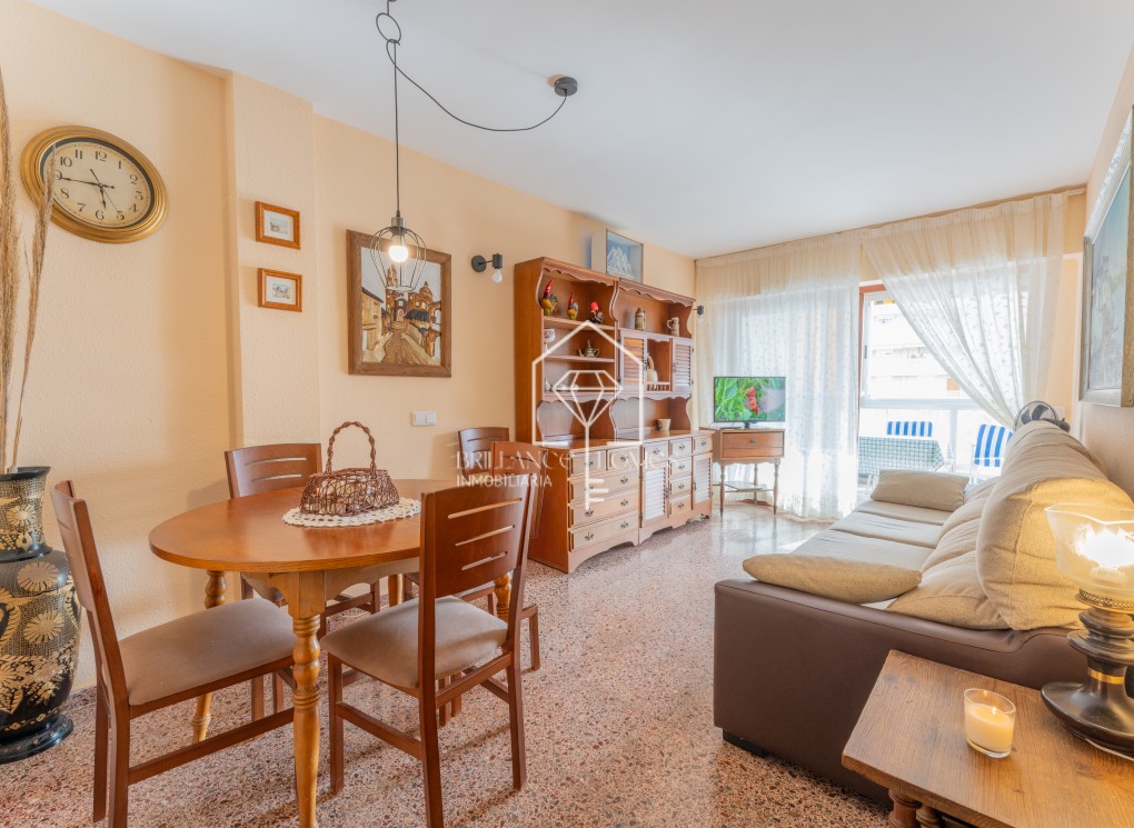 Resale - Wohnung - Los Arenales del Sol - Arenales