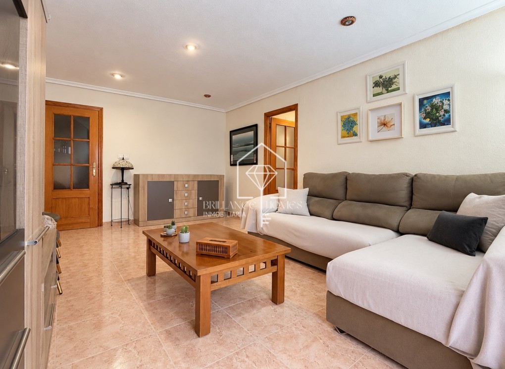 Resale - Wohnung - Orihuela Costa - La Florida