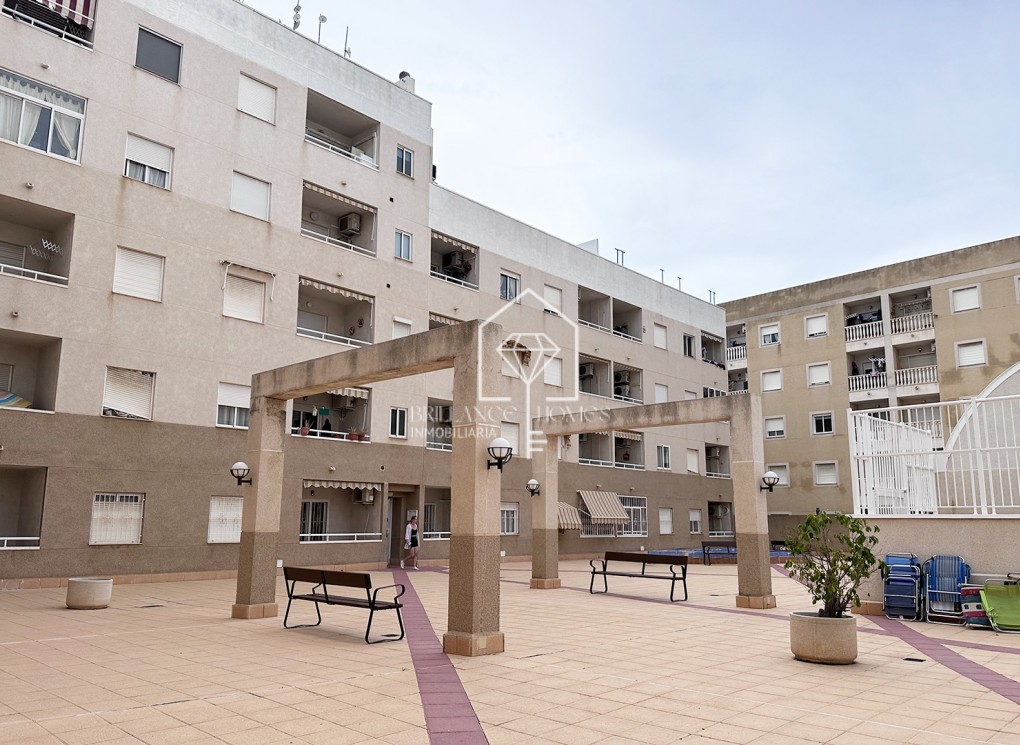 Resale - Wohnung - Torrevieja - Centro