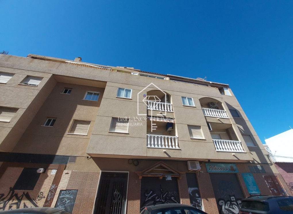 Resale - Wohnung - Torrevieja - Centro