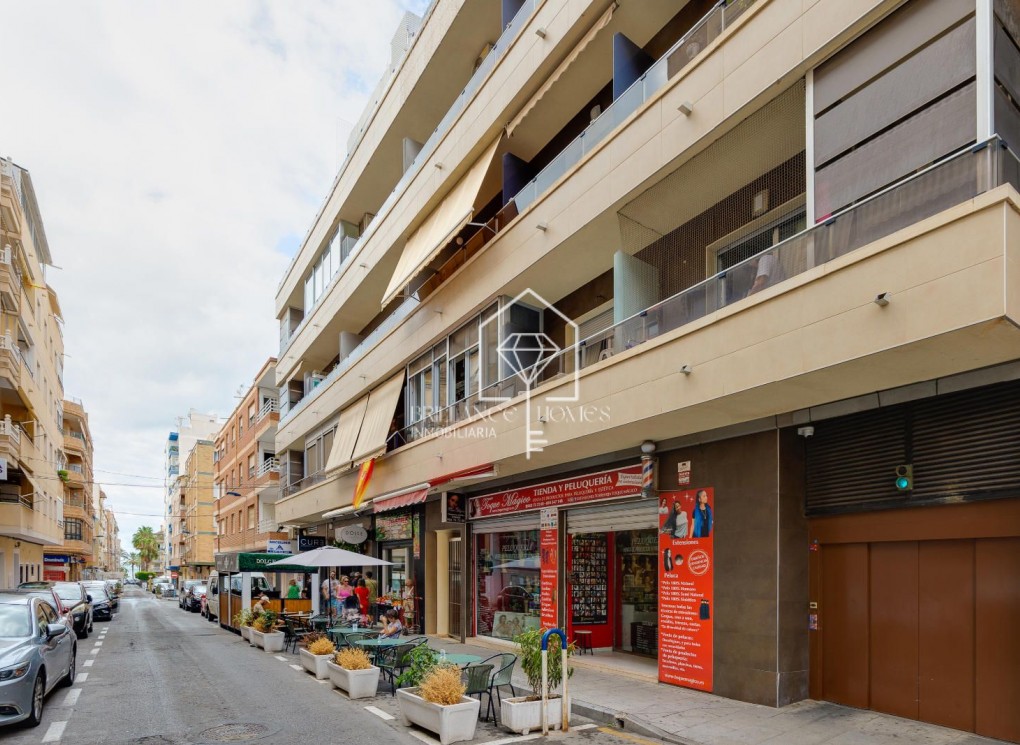 Revente - Apartment - Torrevieja - Centro