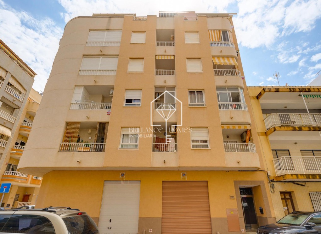 Revente - Apartment - Torrevieja - Playa de los Locos