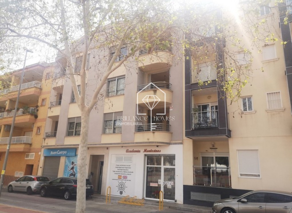 Revente - Appartement / flat - Los Montesinos