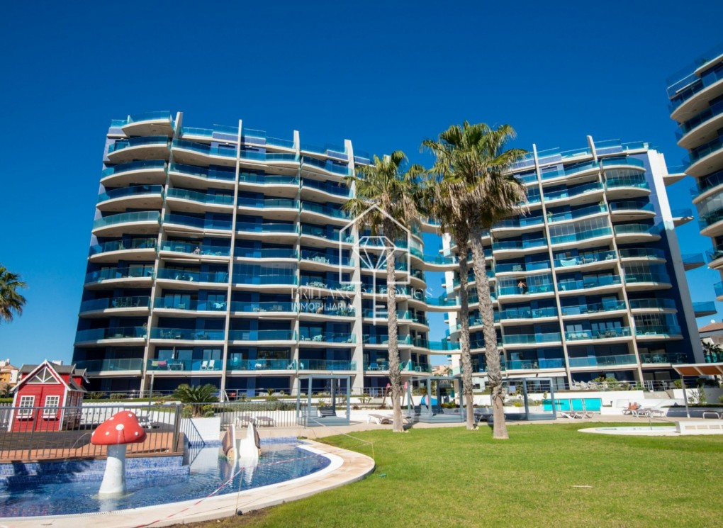 Revente - Appartement / flat - Punta Prima