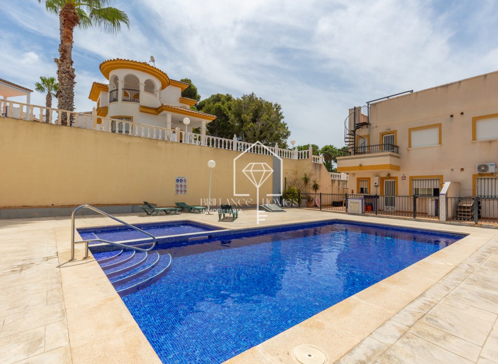 Revente - Appartement - Orihuela - Villamartin