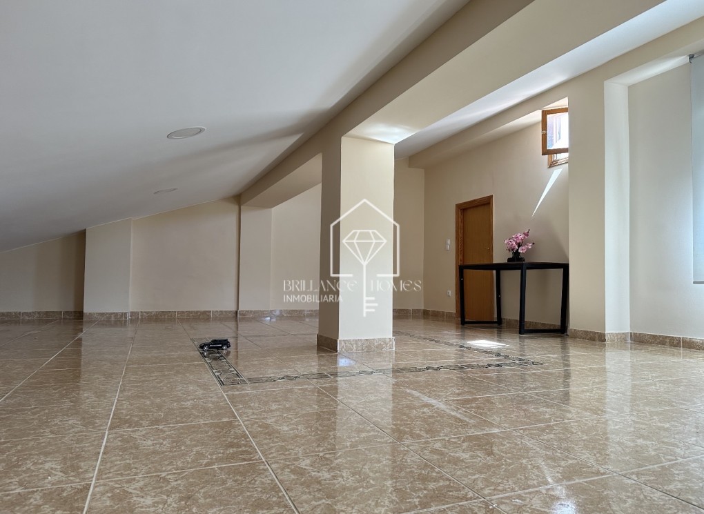 Revente - Casa - Alicante - Banyeres de Mariola