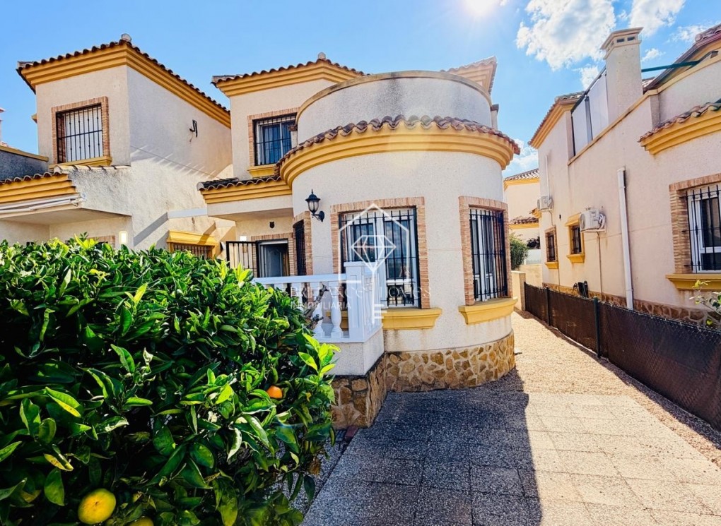 Revente - Detached villa - Los Montesinos - La Herrada