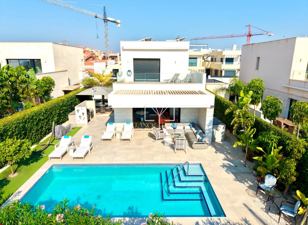 Revente - Detached villa - Los Montesinos - Los Montesinos - Urb. La Herrada