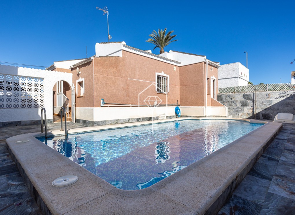 Revente - Detached villa - Torrevieja - Urbanización San Luis