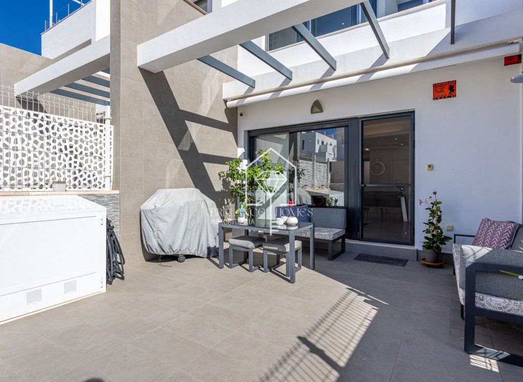 Revente - Town house - Orihuela Costa - Villamartín